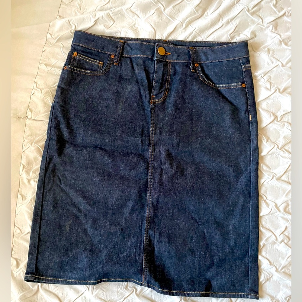 Zara denim midi pencil skirt sz 8. 22” length